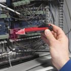 Érintés nélküli feszütség detektor LED lámpával