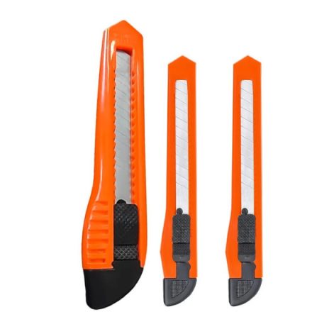 Újdonság KMT műanyag szike készlet