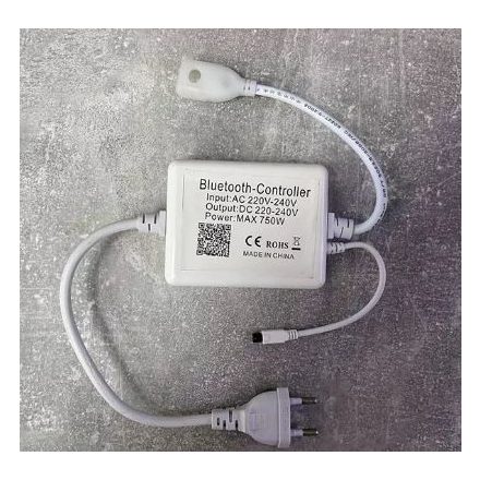 Adapter a flexibilis LED szalaghoz BT távirányítóval